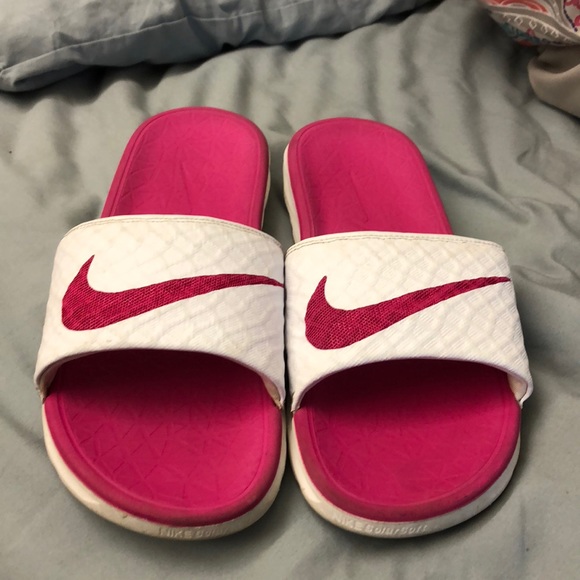 Nike Shoes - Nike slides